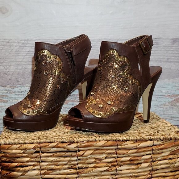 Reba Brown 6M Brown Studded Peep Toe Heels Shoes - Picture 1 of 10